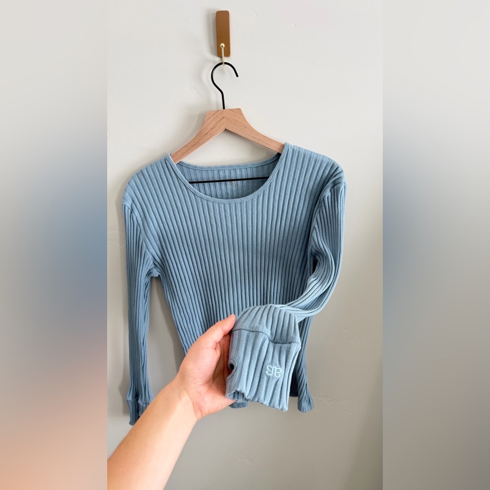 Albion Fit Channel Crew Long Sleeve Top in Dusk - Picture 5 of 5